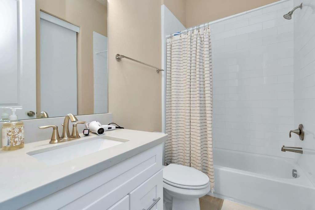 فيلا Luxurious Houston Galleria Living المظهر الخارجي الصورة