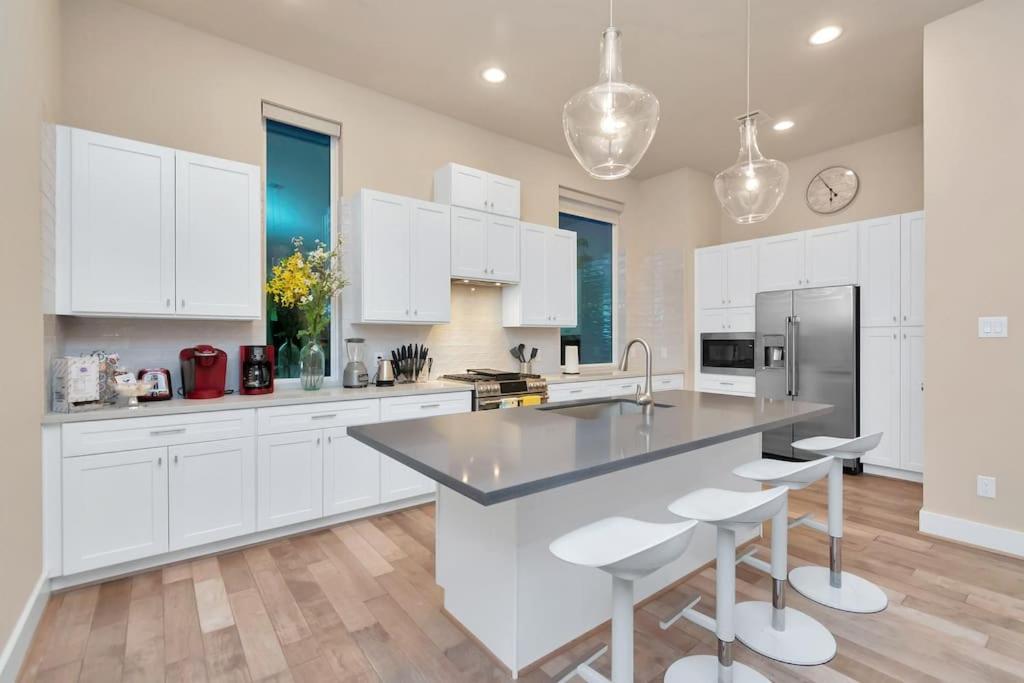 فيلا Luxurious Houston Galleria Living المظهر الخارجي الصورة